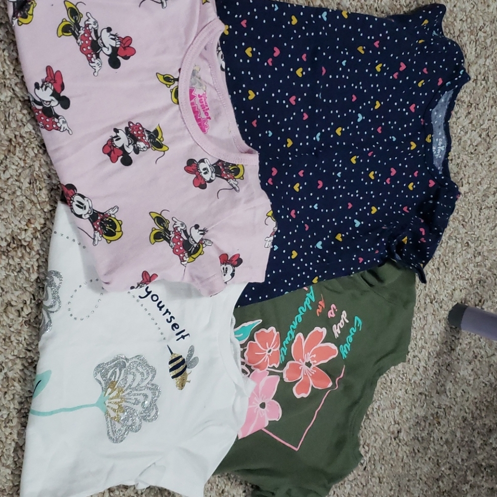 Lot of (4) 4T tshirts